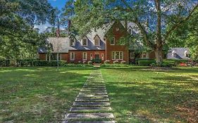 Rent A Whole Inn! The Inn On Elm 6 Beds/5 Baths.